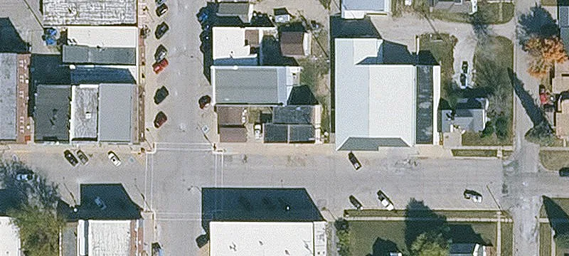 305 Main St