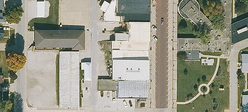 413 Main St