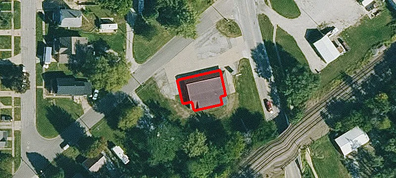 300 Russell St