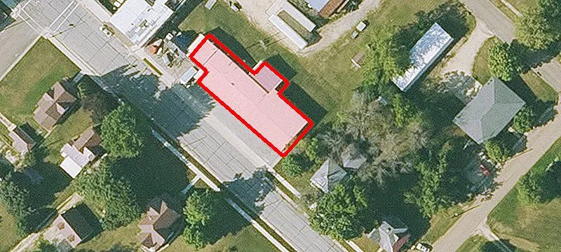 635 Main St