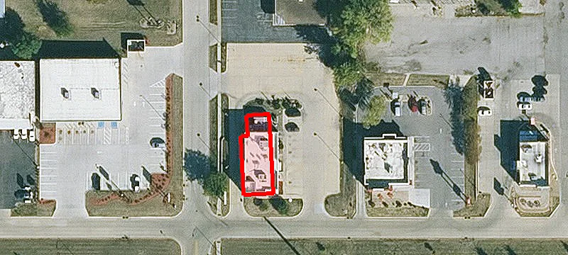 6104 University Ave