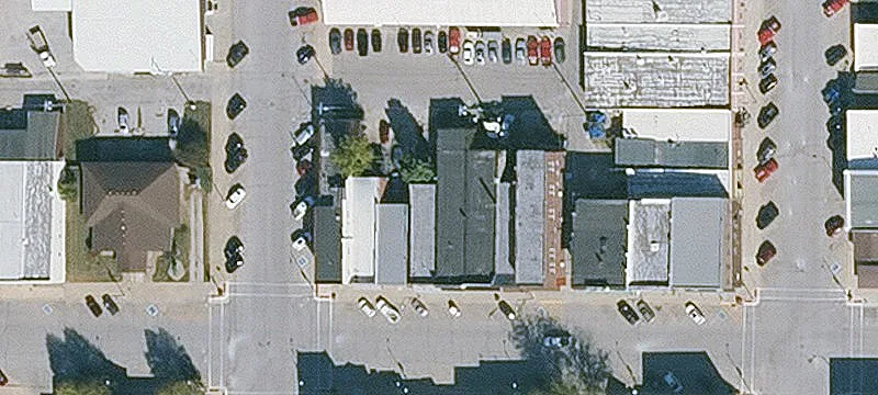 421 Main St