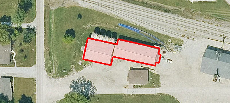 Earlham, IA 50072
