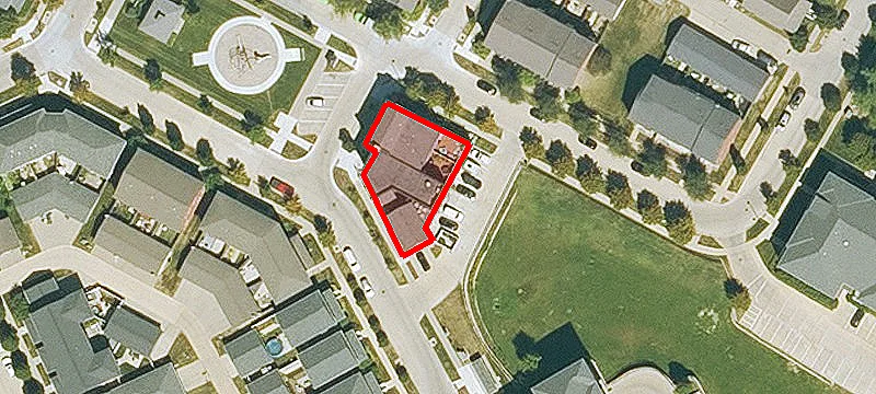 1040 Martin St