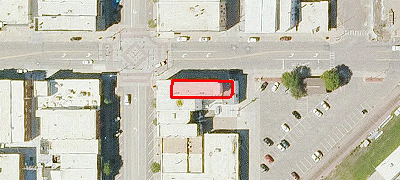 10 Central SE Ave