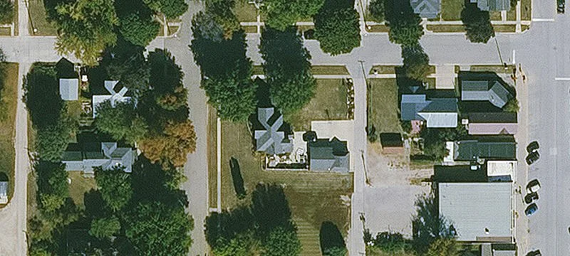 115 Grundy Ave