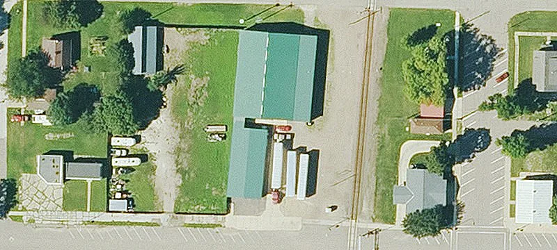 221 Main St
