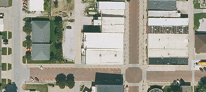 319 Main St