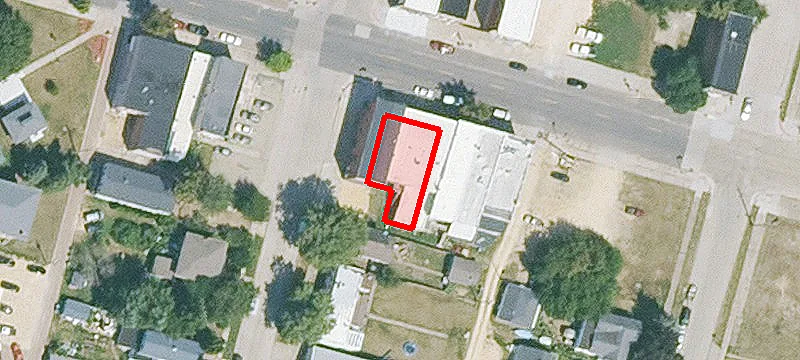 81 Main Ave