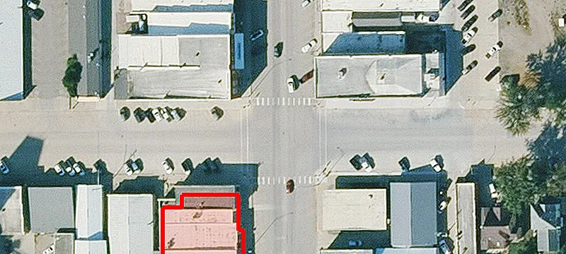 1403 Main St