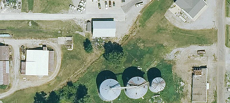Bloomfield, IA 52537
