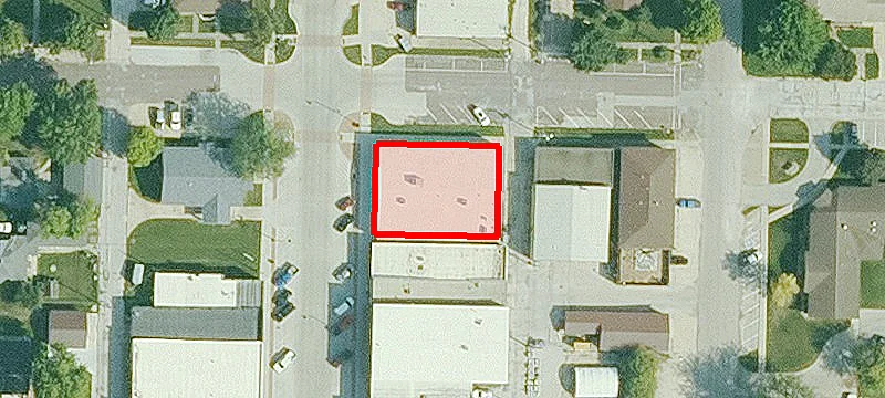 1021 Main St