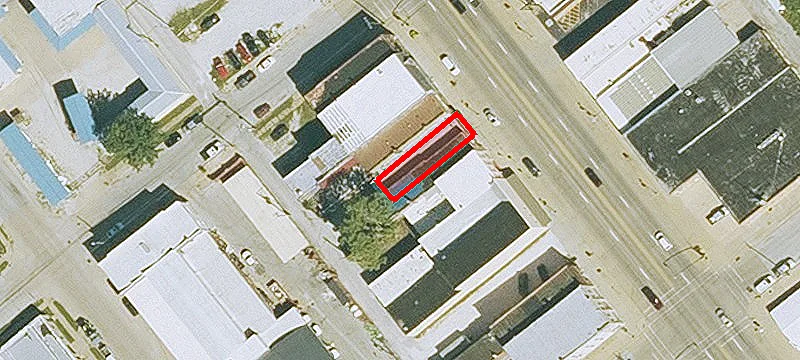 820 Main St