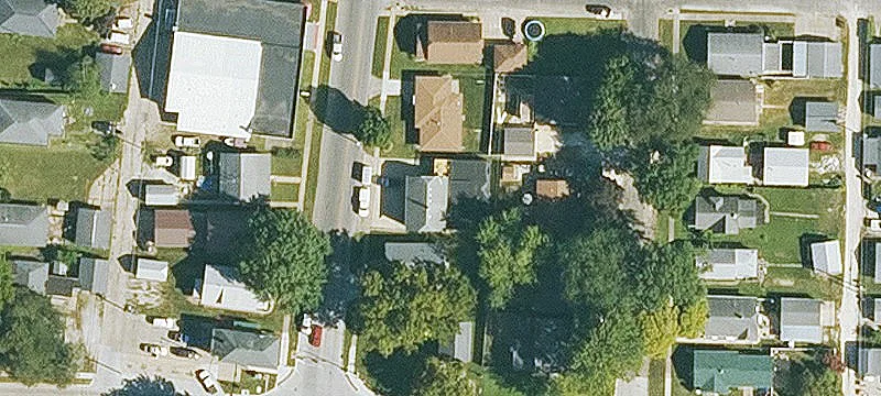 1816 Summer St