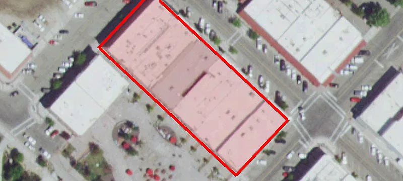 712 Main St