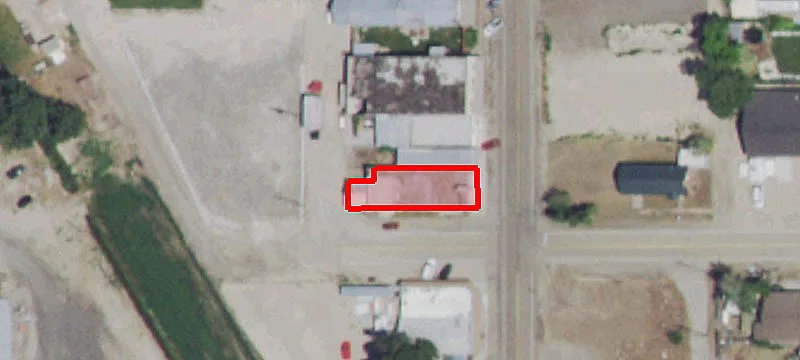 301 Broadway Ave
