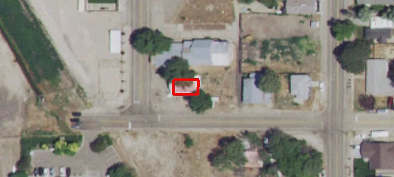 204 Broadway Ave