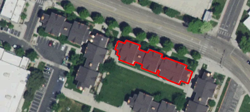 2257 University Dr