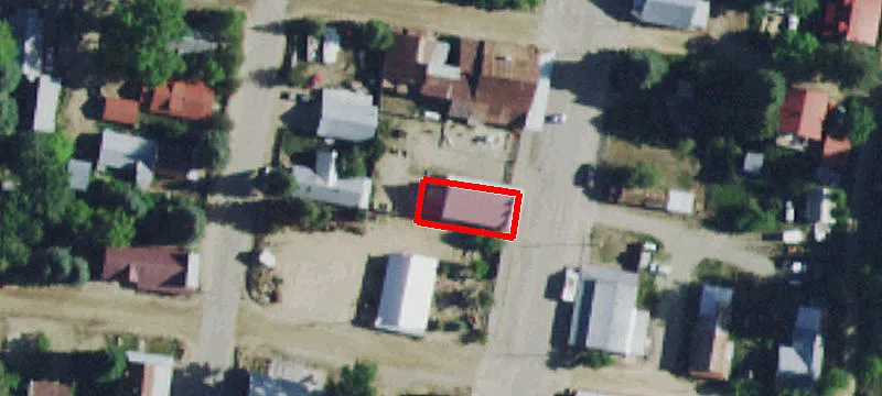 305 Main St