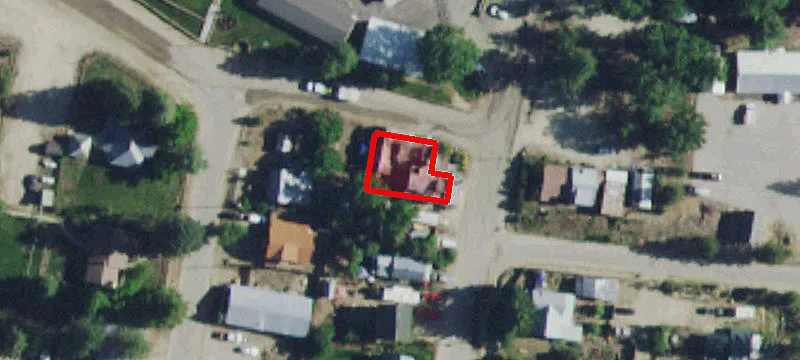 609 Main St