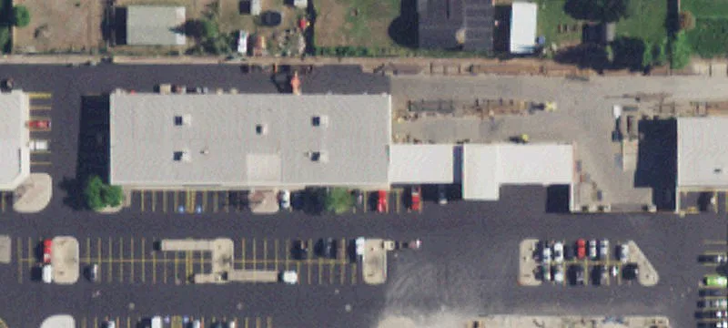 1568 25th E