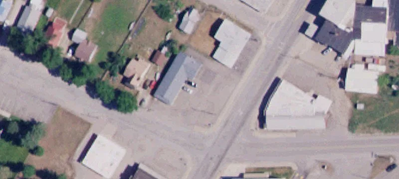 8 Division St