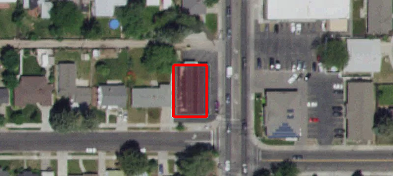 862 Holmes Ave