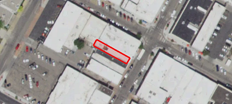 387 Park Ave