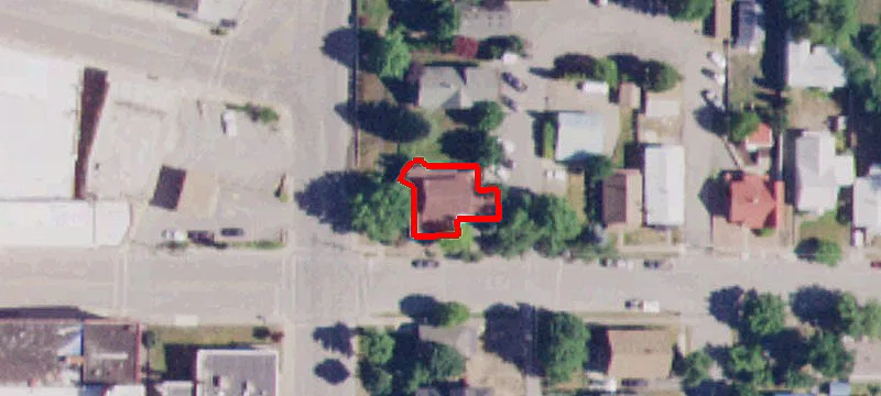 12 Emerson Ln