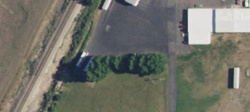 1095 Iona Rd