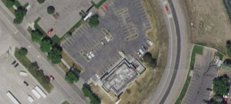 950 Lindsay Blvd