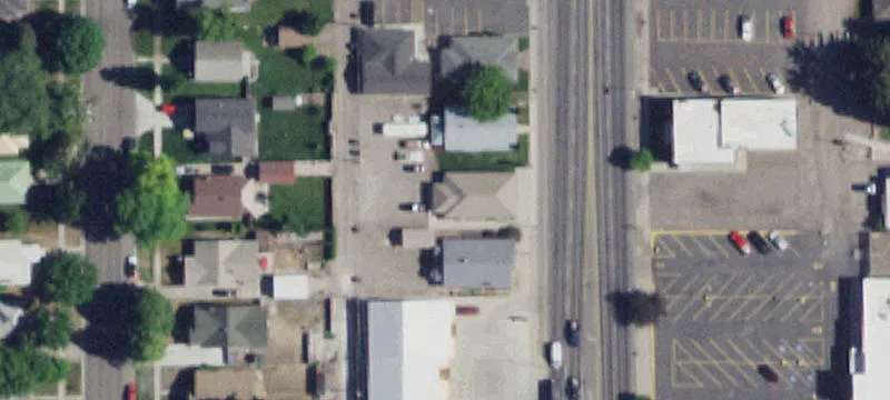 1526 Overland Ave