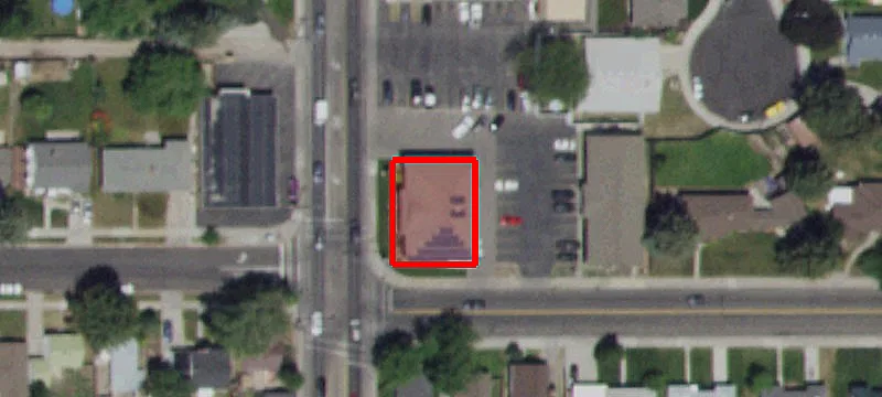 885 Holmes Ave