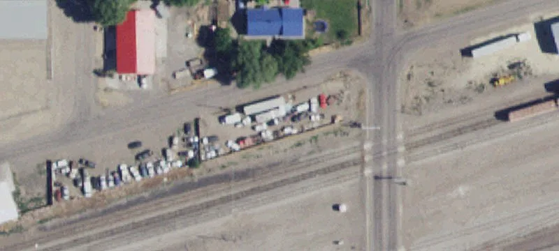 401 Railroad Ave
