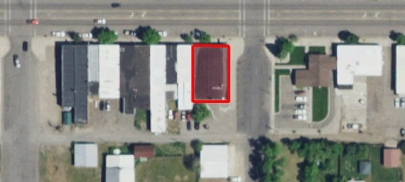 572 Main St