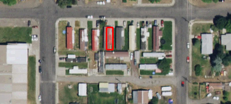 330 8th S