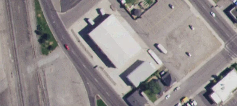 650 4th Ave