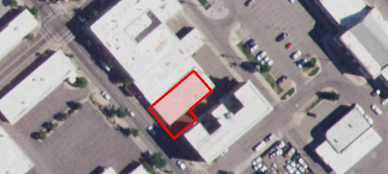 240 Main St