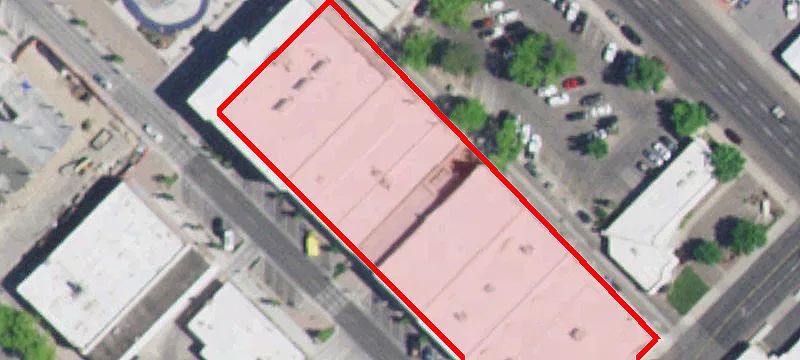225 Main E Ave