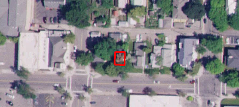 607 Lakeside Ave