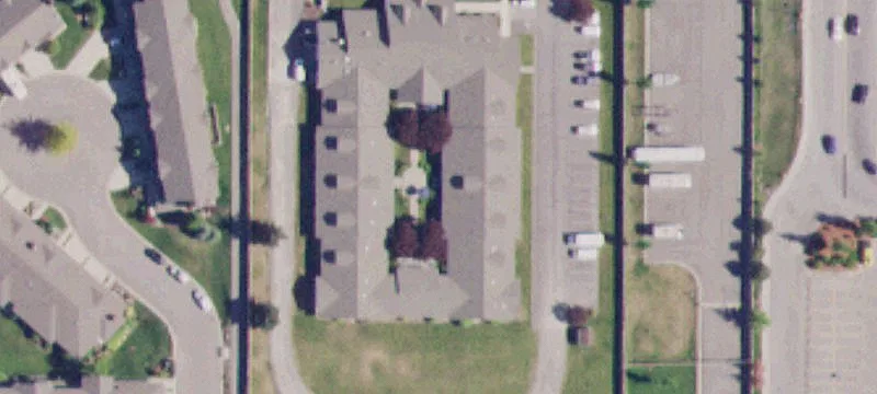 660 Honeysuckle Ave