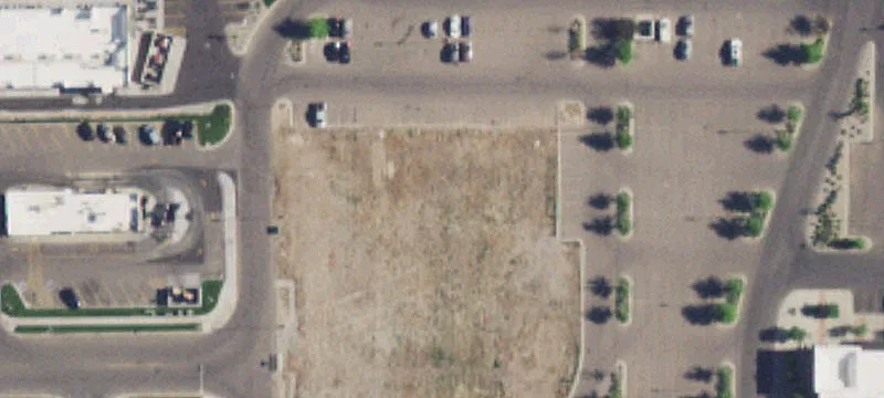 3451 25th E