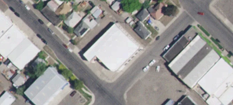 304 4th W Ave