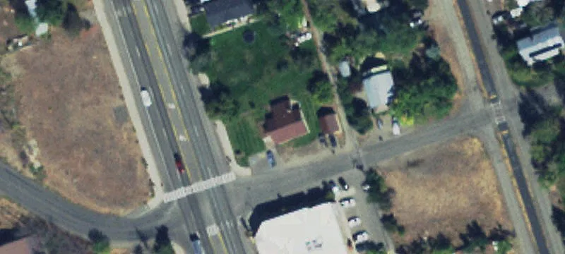 300 Main St