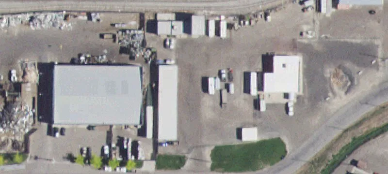 2501 Warren Ave
