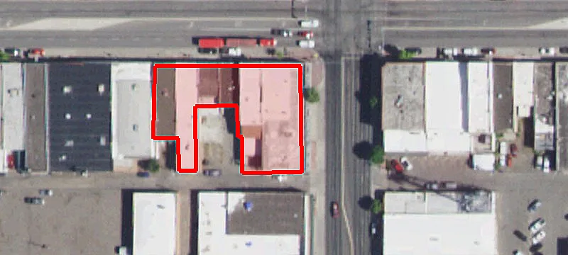 101 Main St