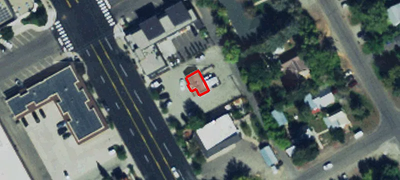 512 Main St