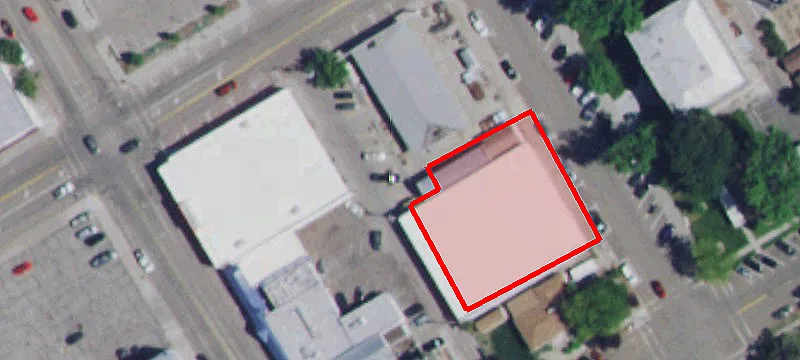120 3rd E