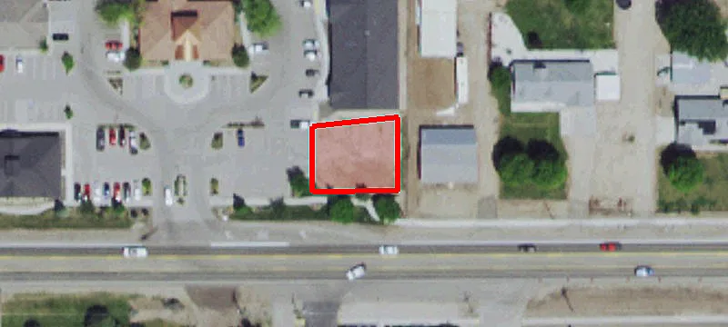 1002 Main St