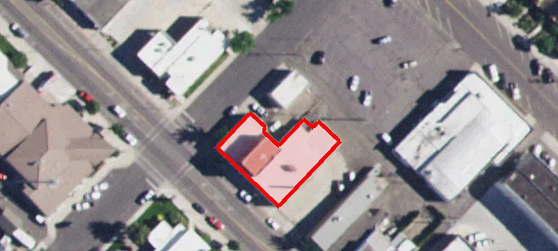 128 Broadway N Ave